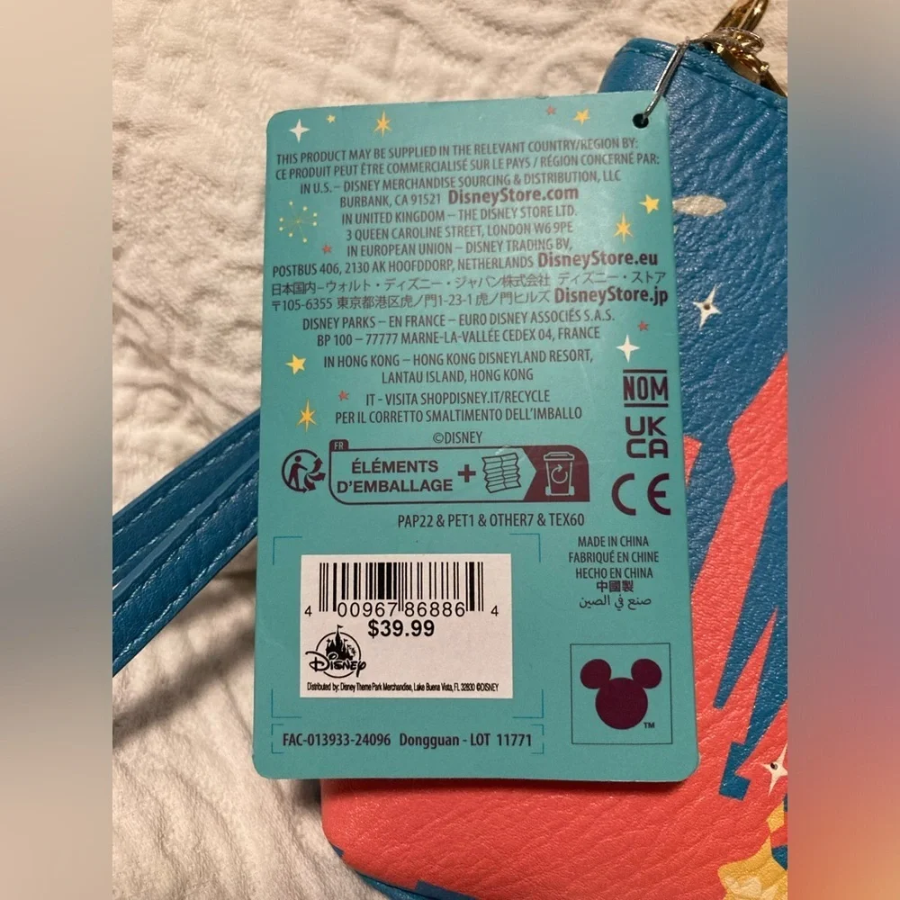 Disneys Play in the Park  Light up Wristlet - Picture 8 of 13